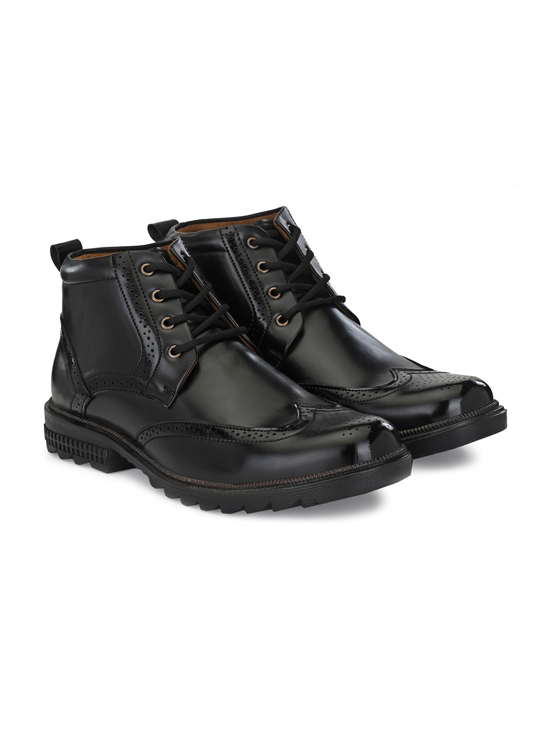 

Sir Corbett Men Black Solid Lace-Up Boots
