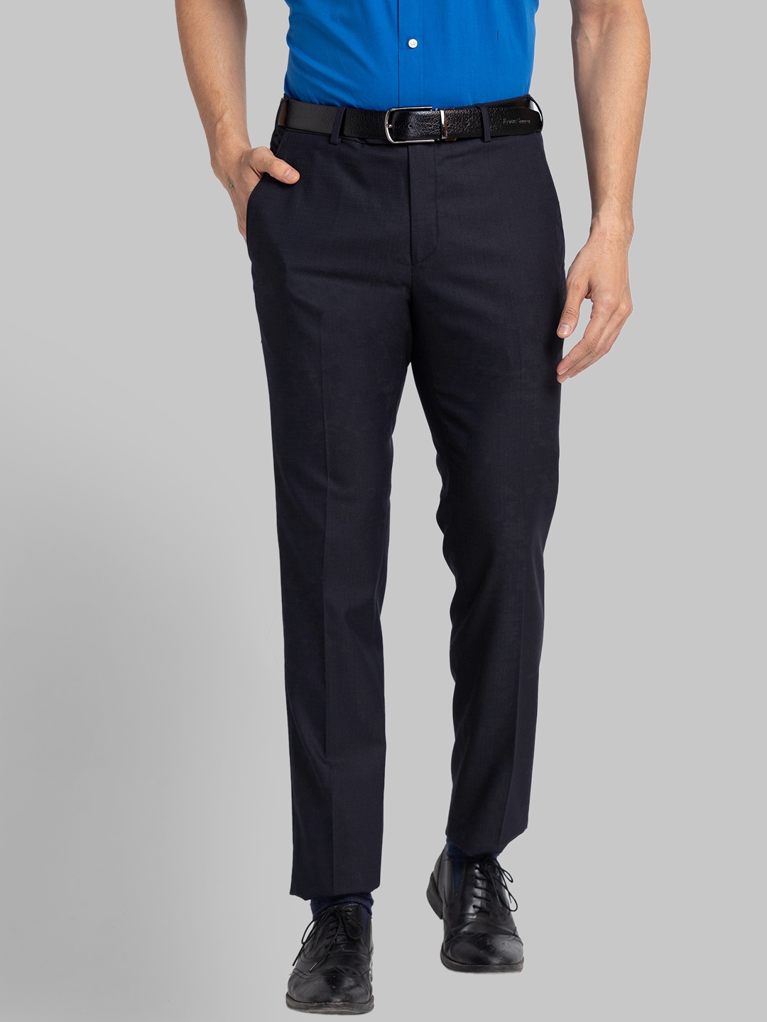 

Raymond Men Checked Slim Fit Formal Trousers, Navy blue
