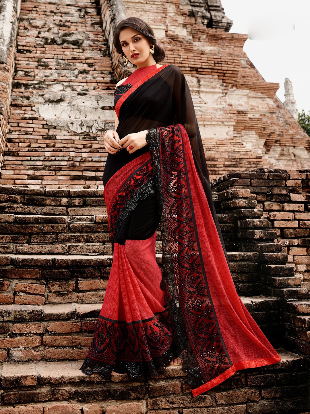 

Shaily Red & Black Floral Embroidered Pure Georgette Saree