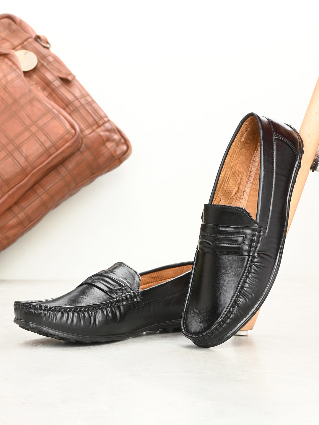 

Azzaro Black Men Black Loafers