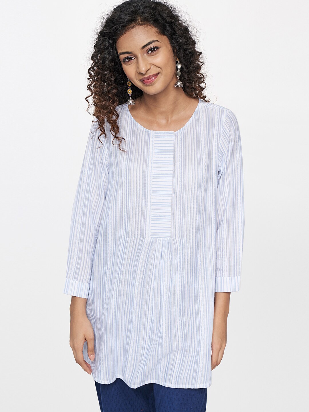 

Global Desi Women Off White & Blue Striped Cotton Tunic