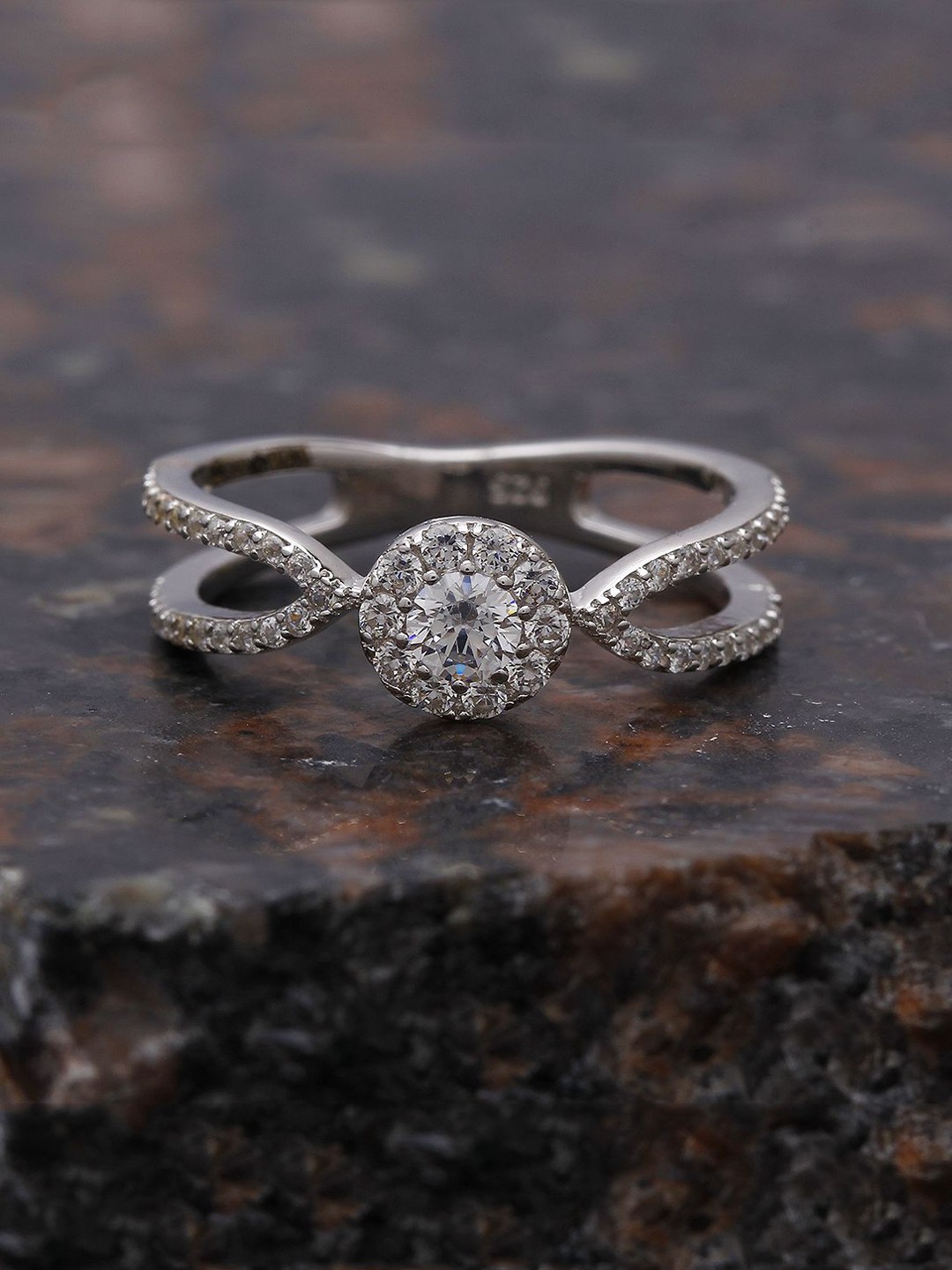 

ANAYRA Women Silver-Toned & White AD-Studded Finger Ring