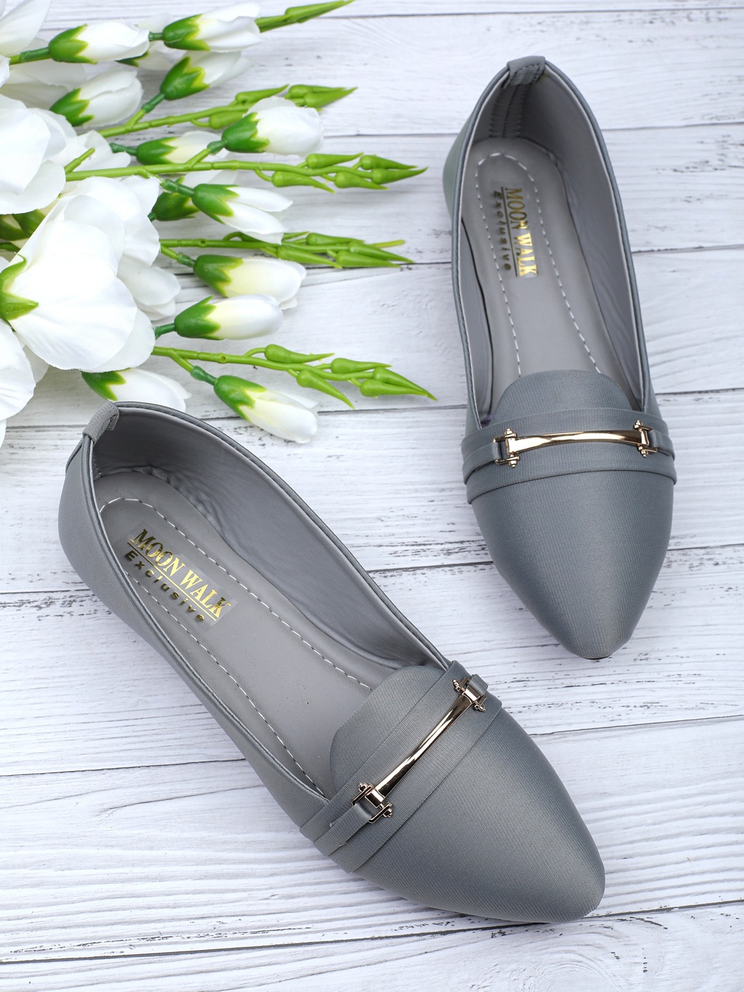 

Moonwalk Women Grey Ballerinas Flats