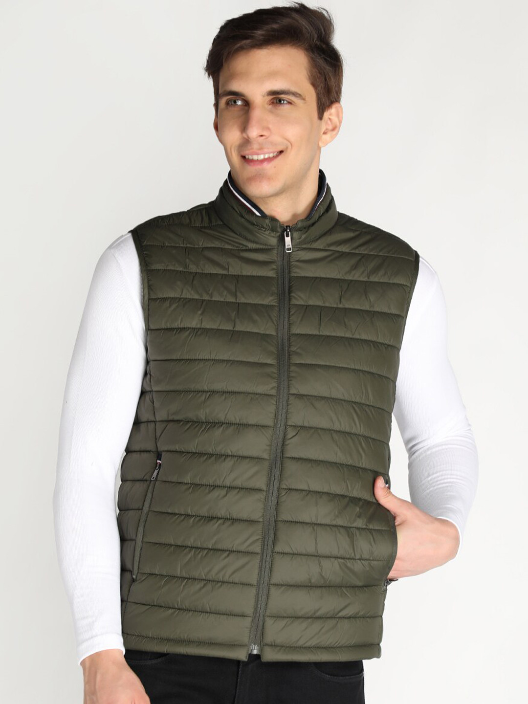 

LURE URBAN Men Olive Green Puffer Jacket