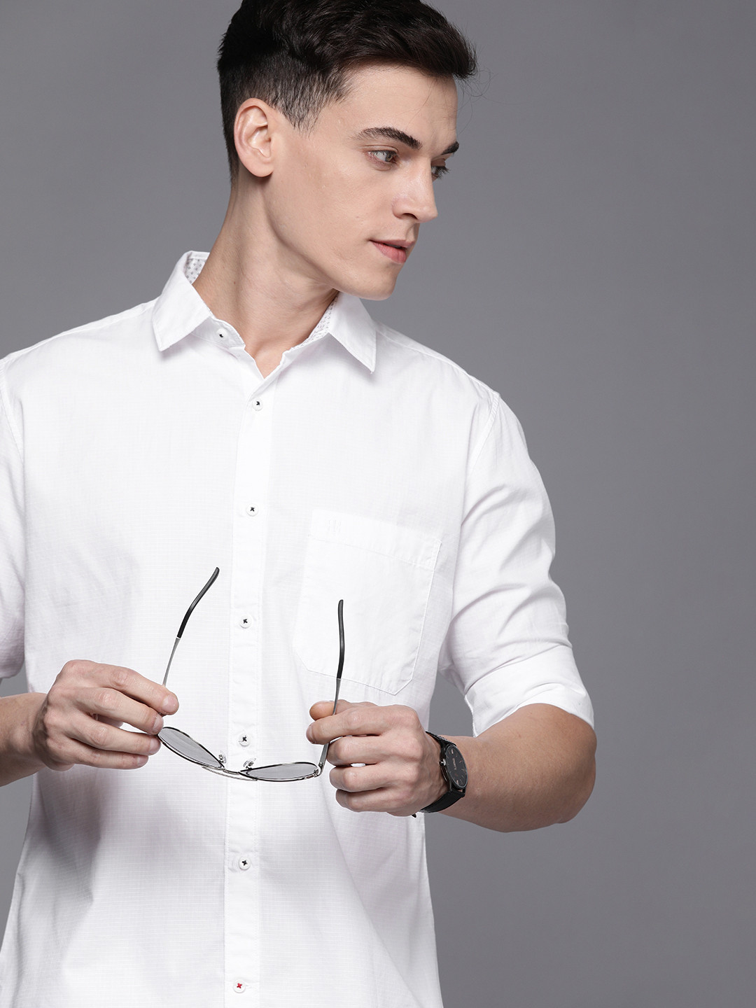 

Raymond Men White Slim Fit Self-Checked Pure Cotton Casual Shirt