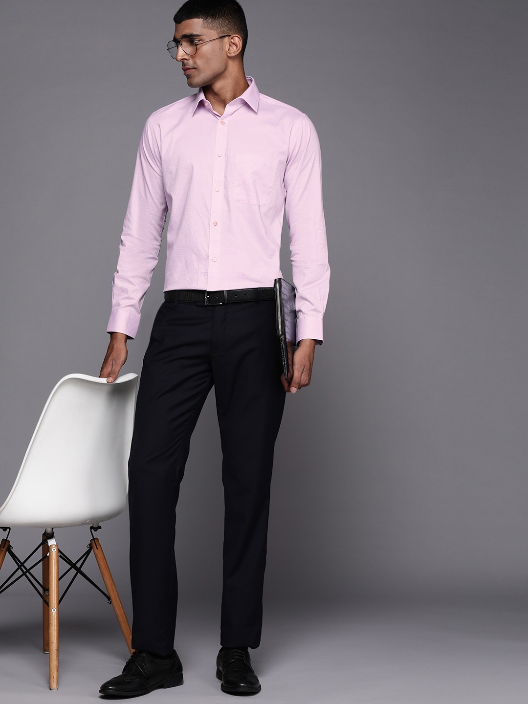 

Raymond Men Red Pure Cotton Slim Fit Formal Shirt