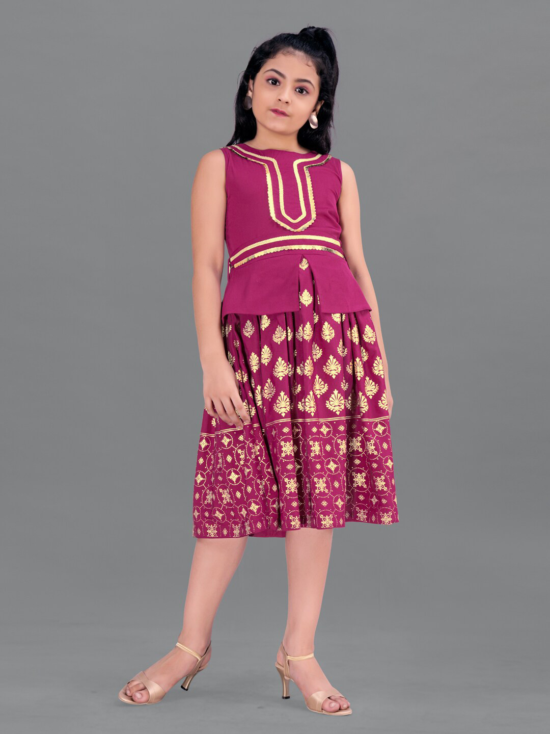 

FASHION DREAM Purple Ethnic Motifs Foil Printed Peplum Style Dress