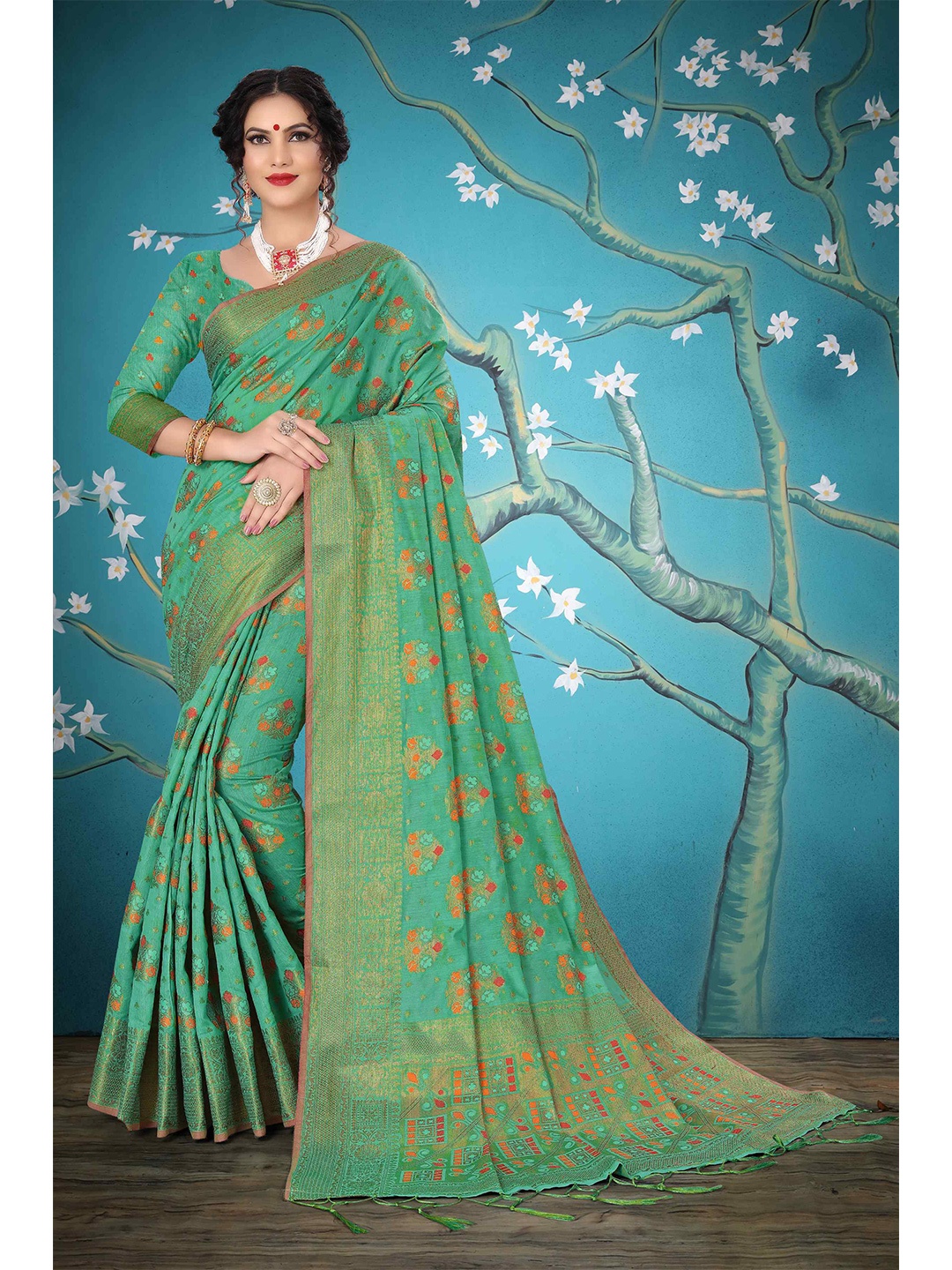 

Mizzific Turquoise Blue & Red Floral Zari Pure Cotton Chanderi Saree