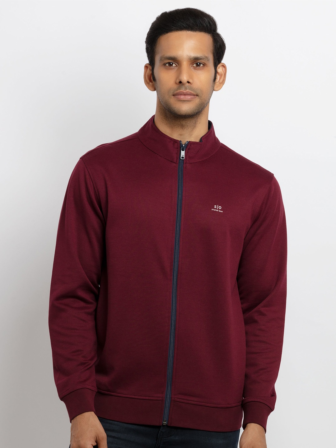 

Status Quo Men Maroon Solid Lightweight Sweatshirt