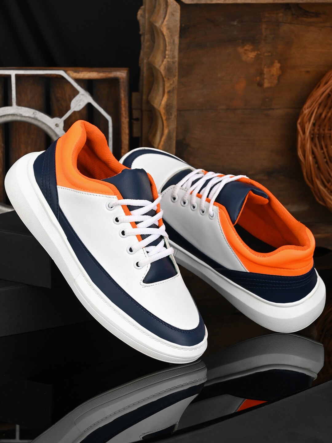 

Mactree Men White Colourblocked PU Sneakers