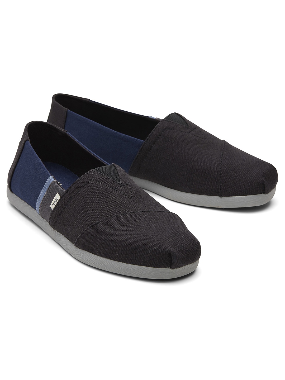 

TOMS Men Black Slip-On Sneakers