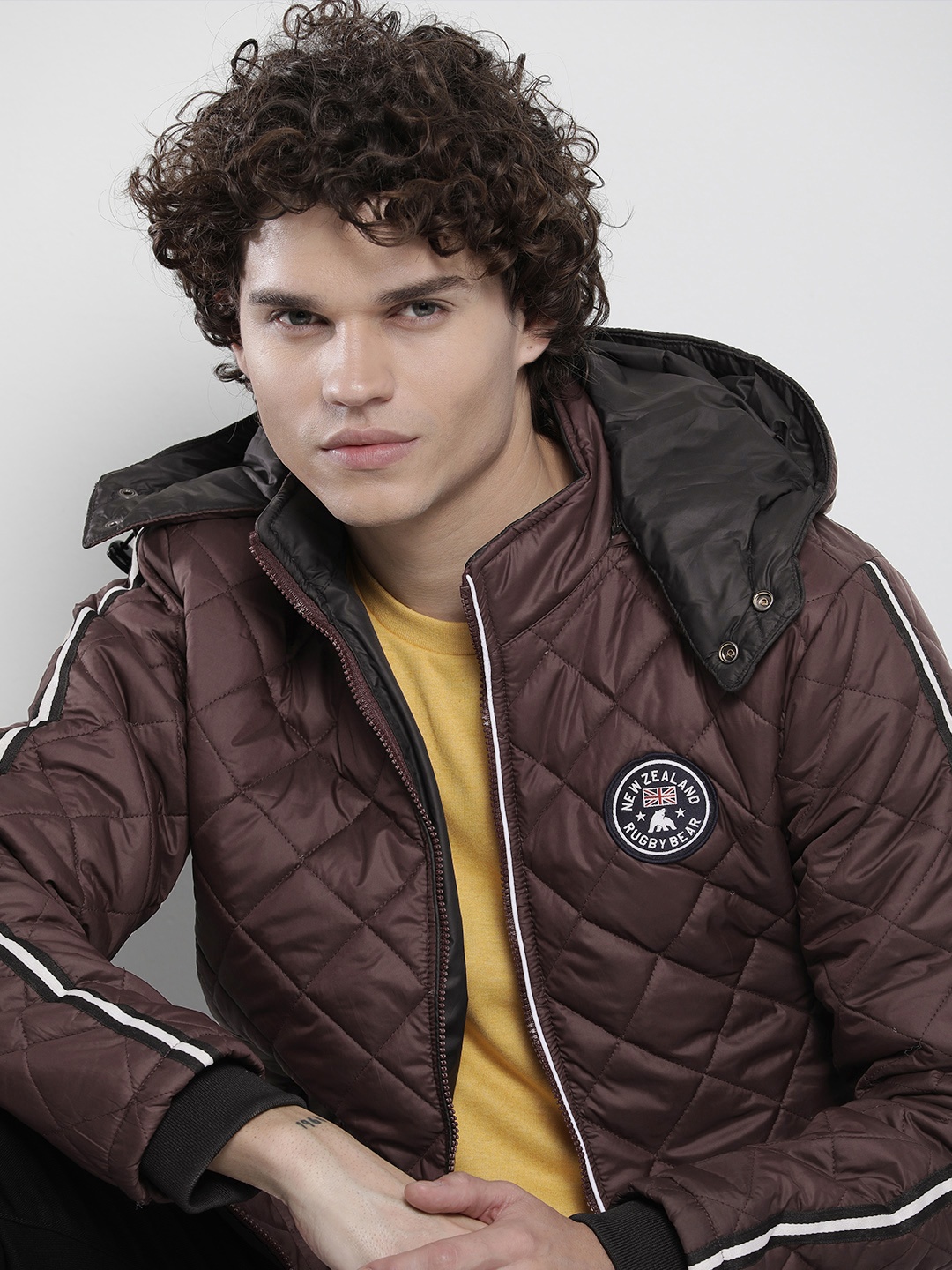 

The Indian Garage Co Men Solid Puffer Jacket with Detachable Hood, Coffee brown