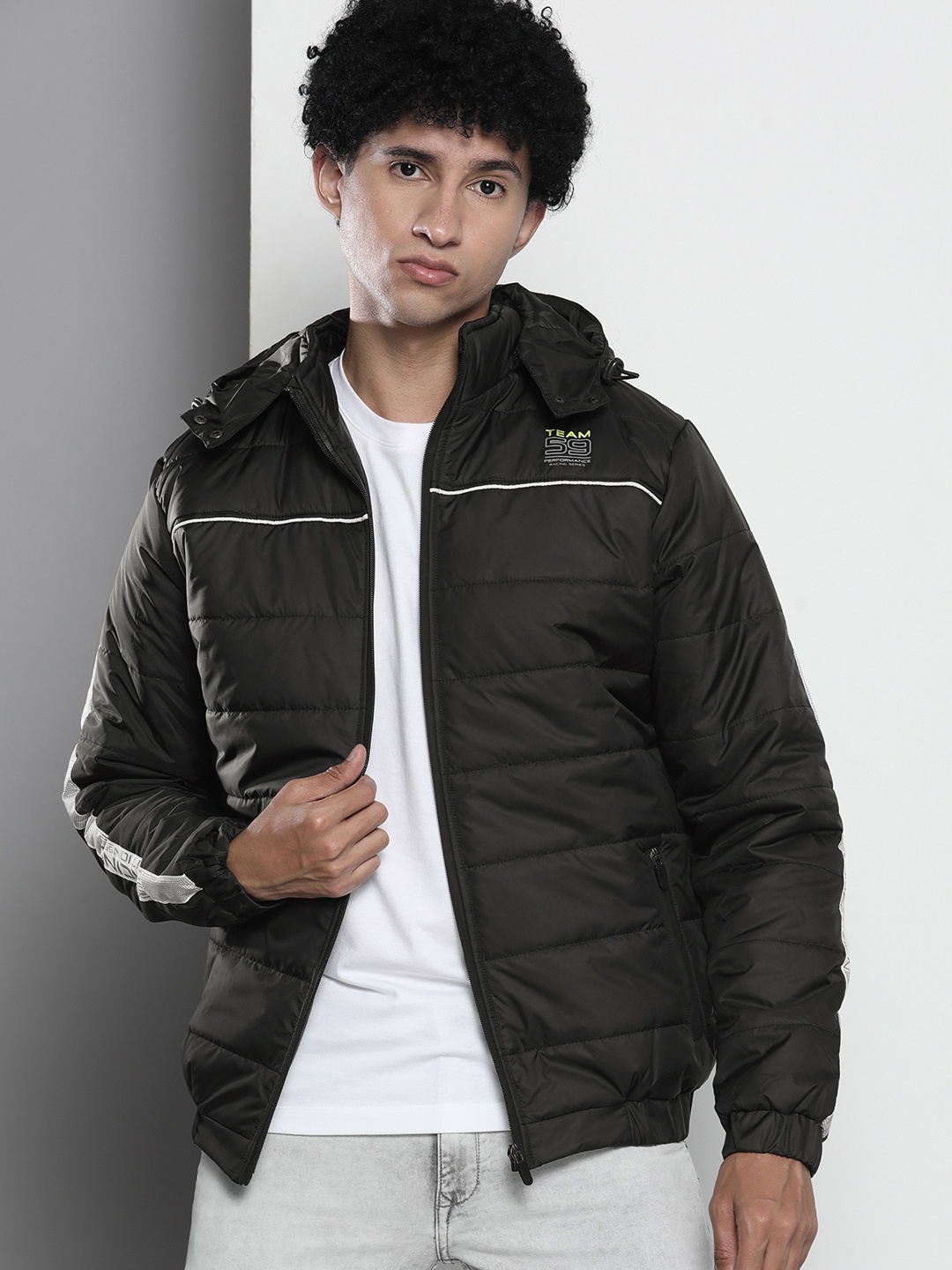 

The Indian Garage Co Men Puffer Jacket with Detachable Hood, Black