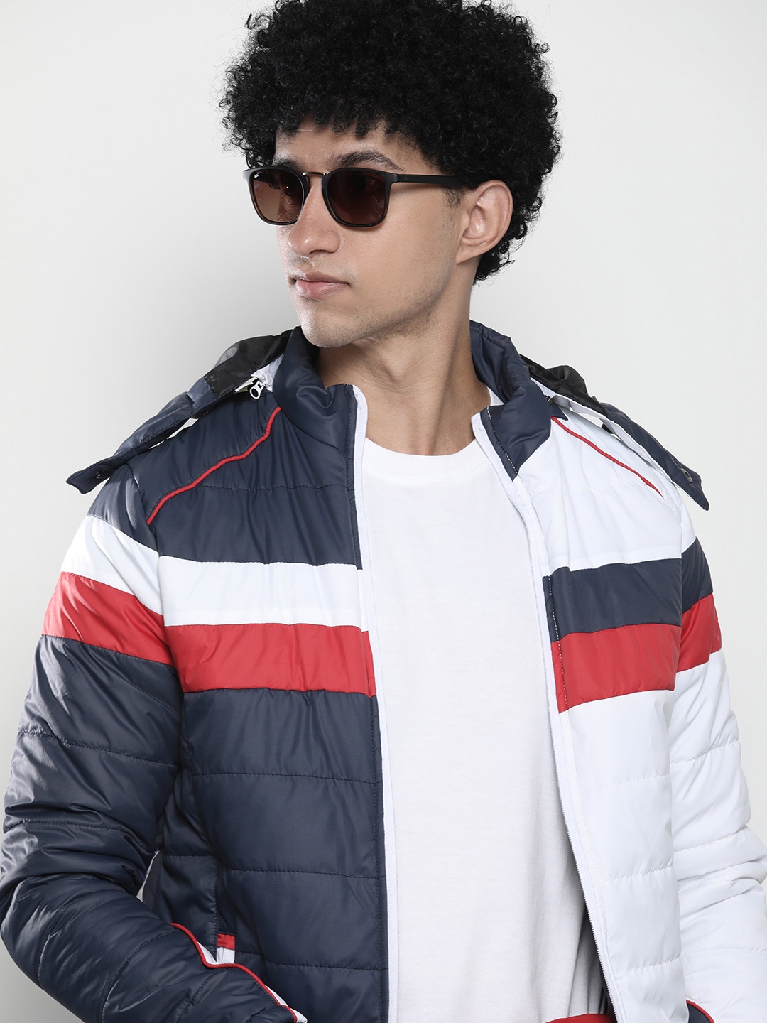 

The Indian Garage Co Men Colourblock Puffer Jacket with Detachable Hood, Navy blue