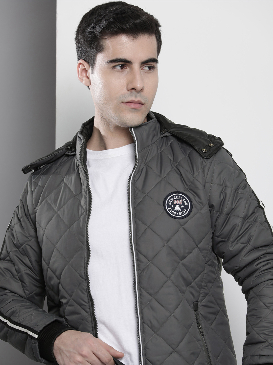 

The Indian Garage Co Men Solid Puffer Jacket with Detachable Hood, Charcoal