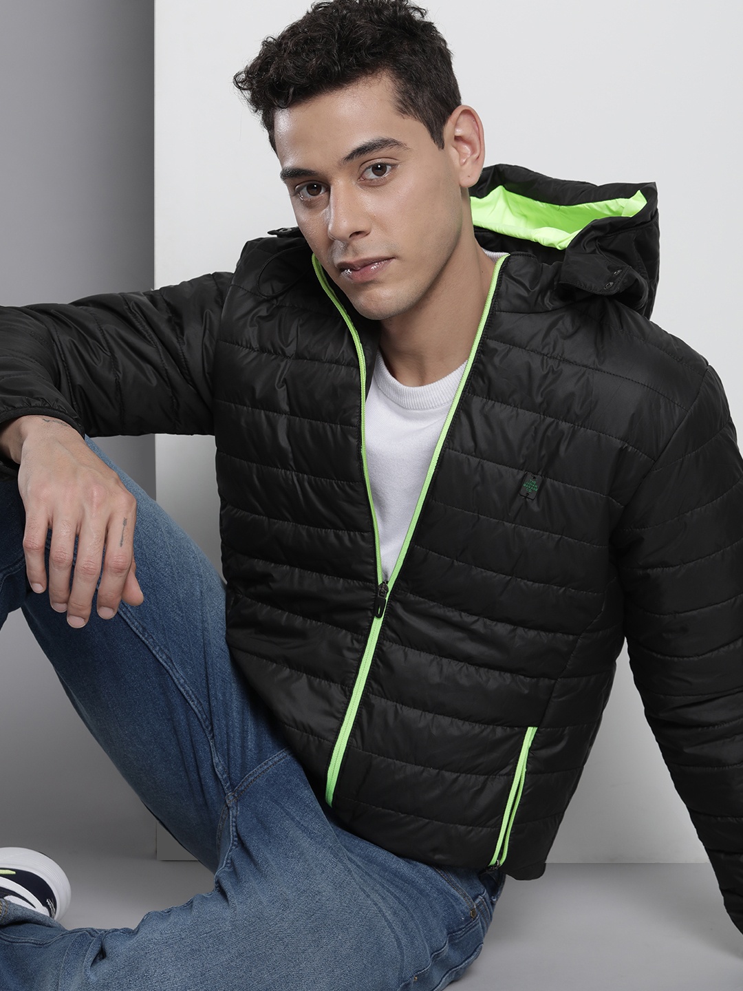 The Indian Garage Co Men Black Solid Padded Jacket with Detachable Hood ...