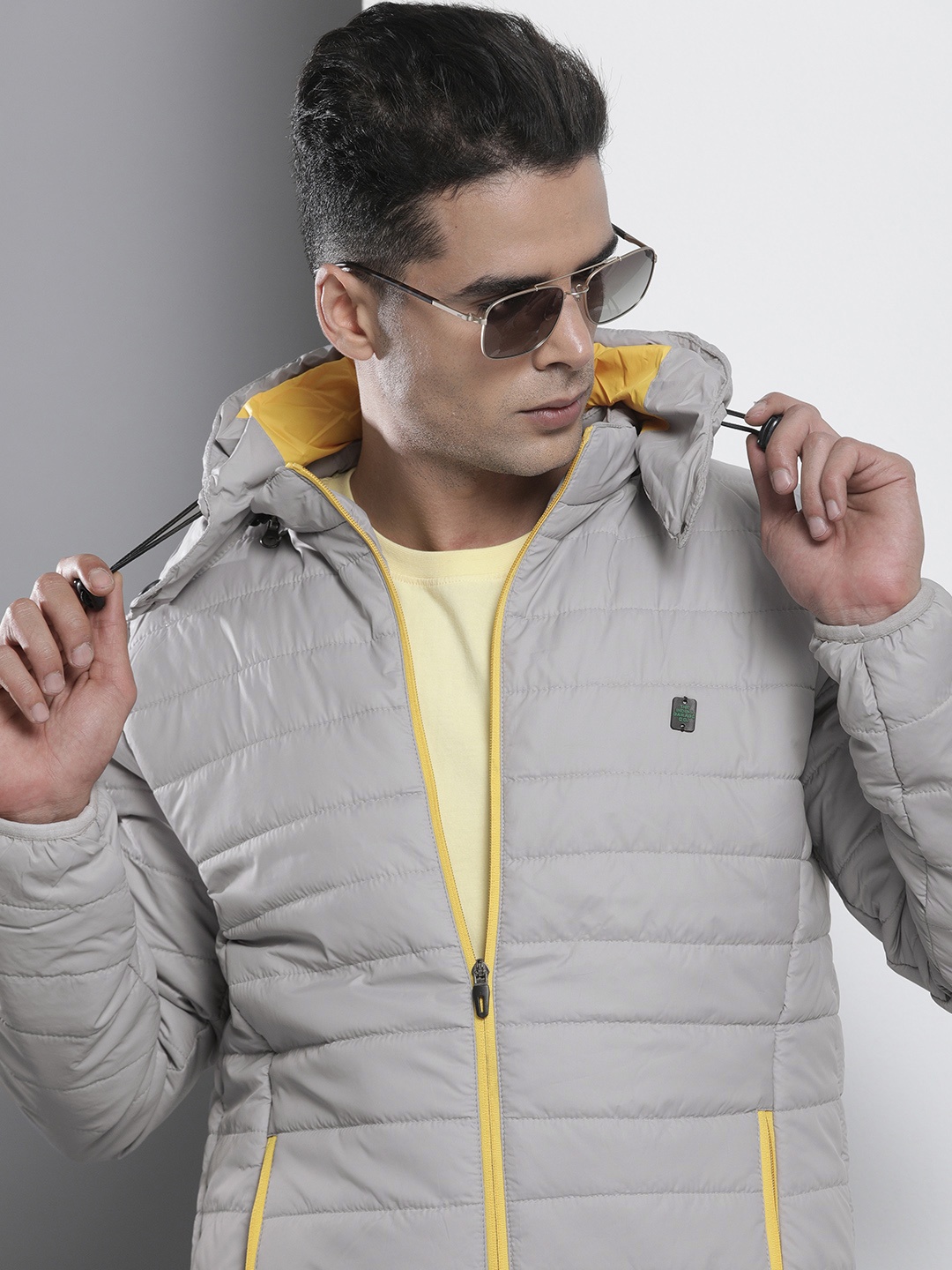 

The Indian Garage Co Men Zip-Front Puffer Jacket with Detachable Hood, Grey