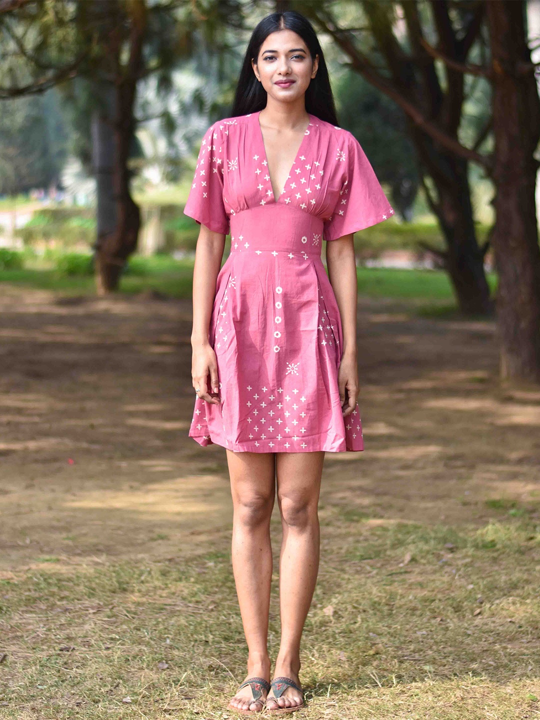 

Chidiyaa Women Pink Cotton V-Neck A-Line Dress