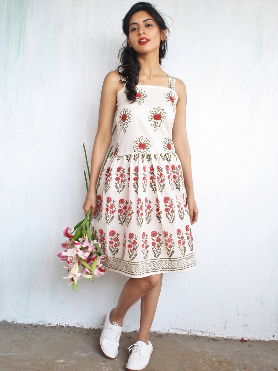 

Chidiyaa White Floral Dress