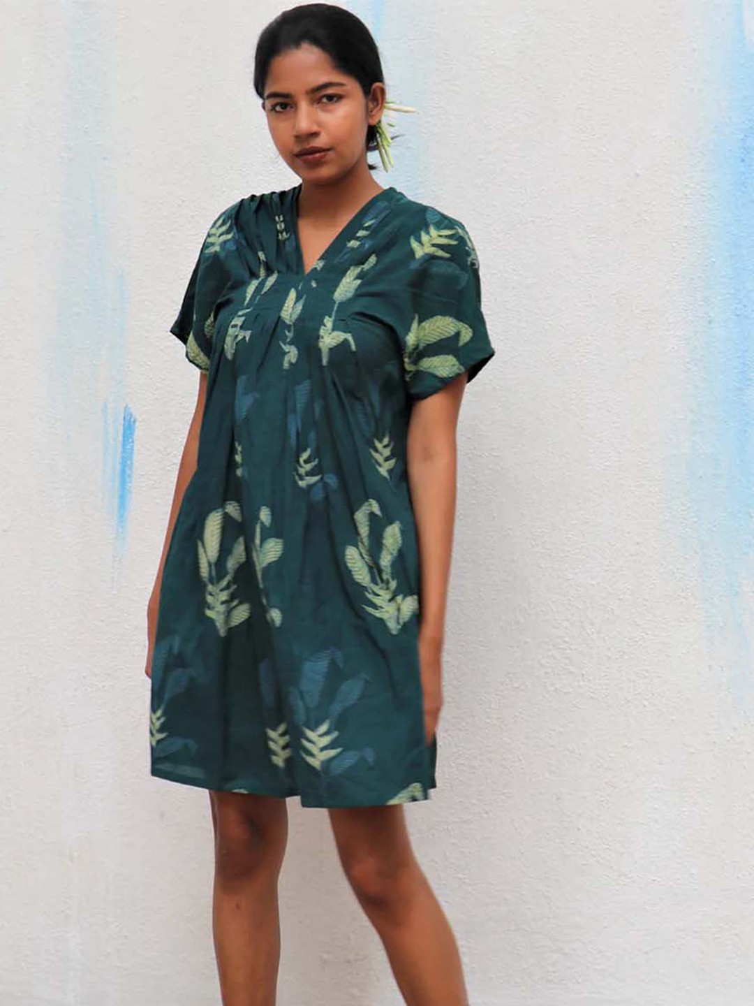 

Chidiyaa Women Green Floral Printed A-Line Dress