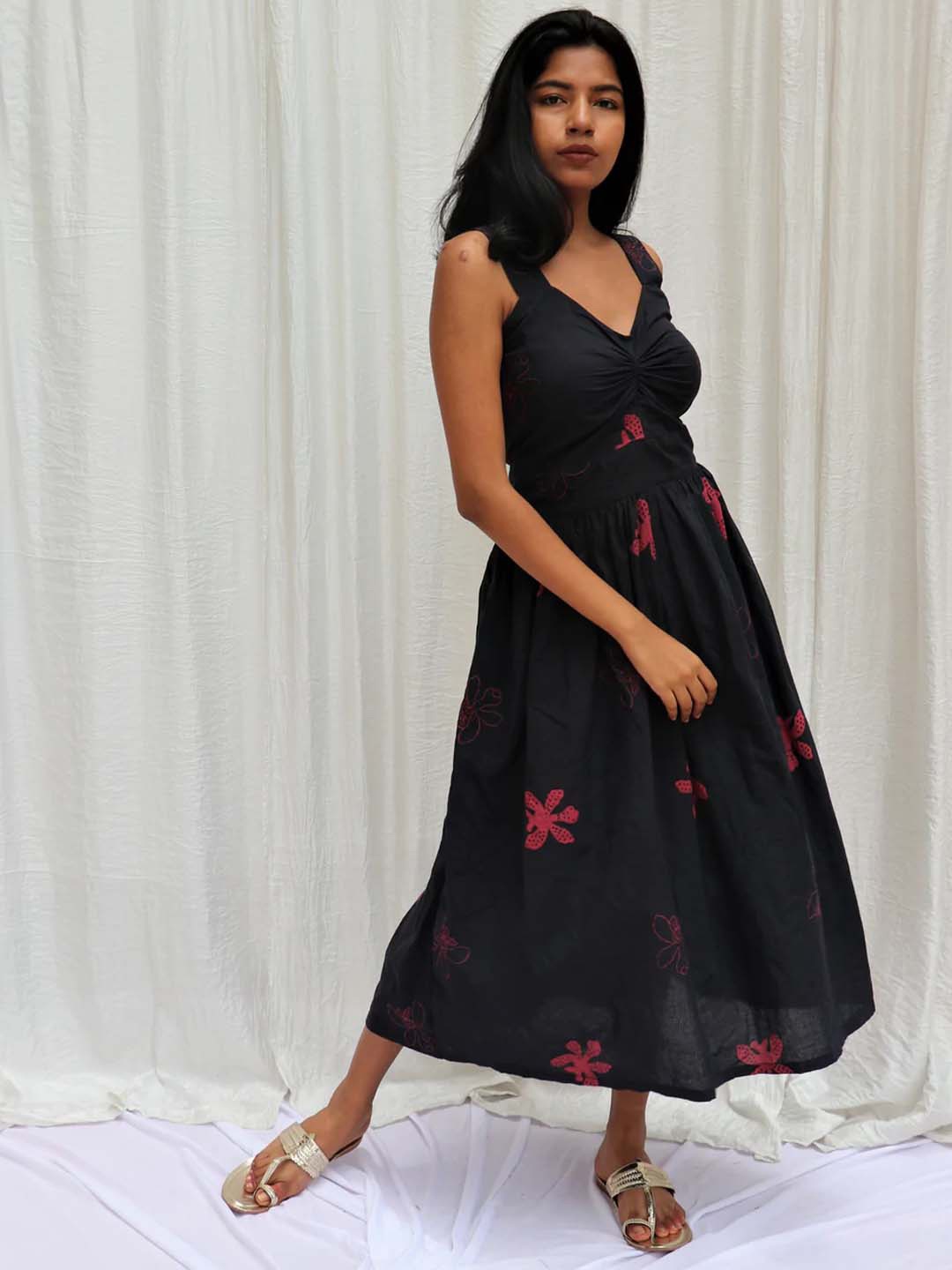 

Chidiyaa Black Fit & Flare Midi Dress