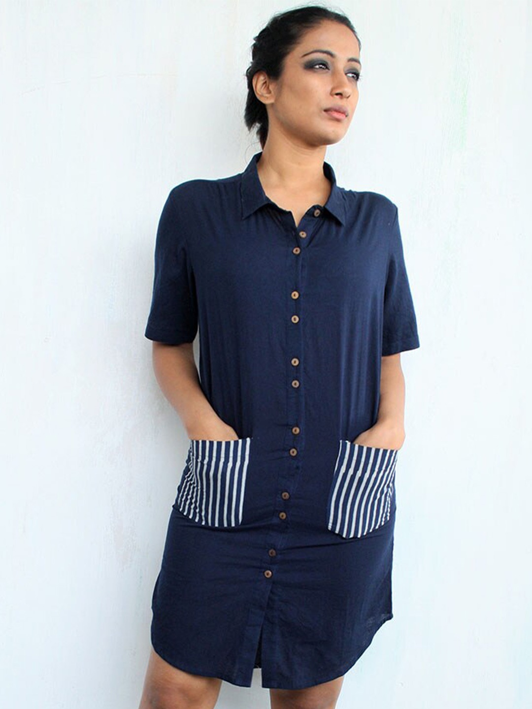 

Chidiyaa Women Blue & White Shirt Dress