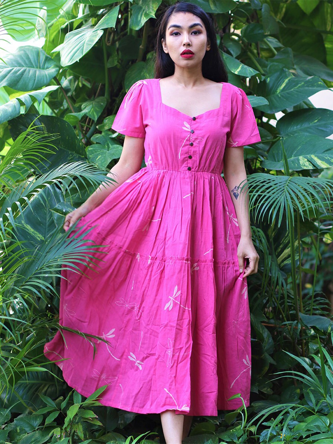 

Chidiyaa Women Pink & White Printed Cotton Midi Dress