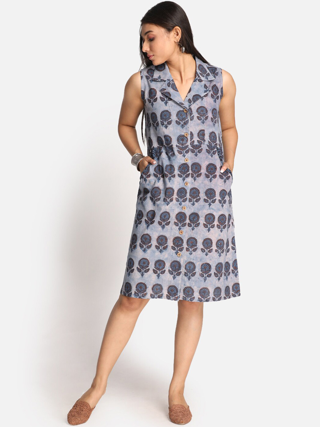 

Earthwear Blue Floral Block Print Shirt Dress