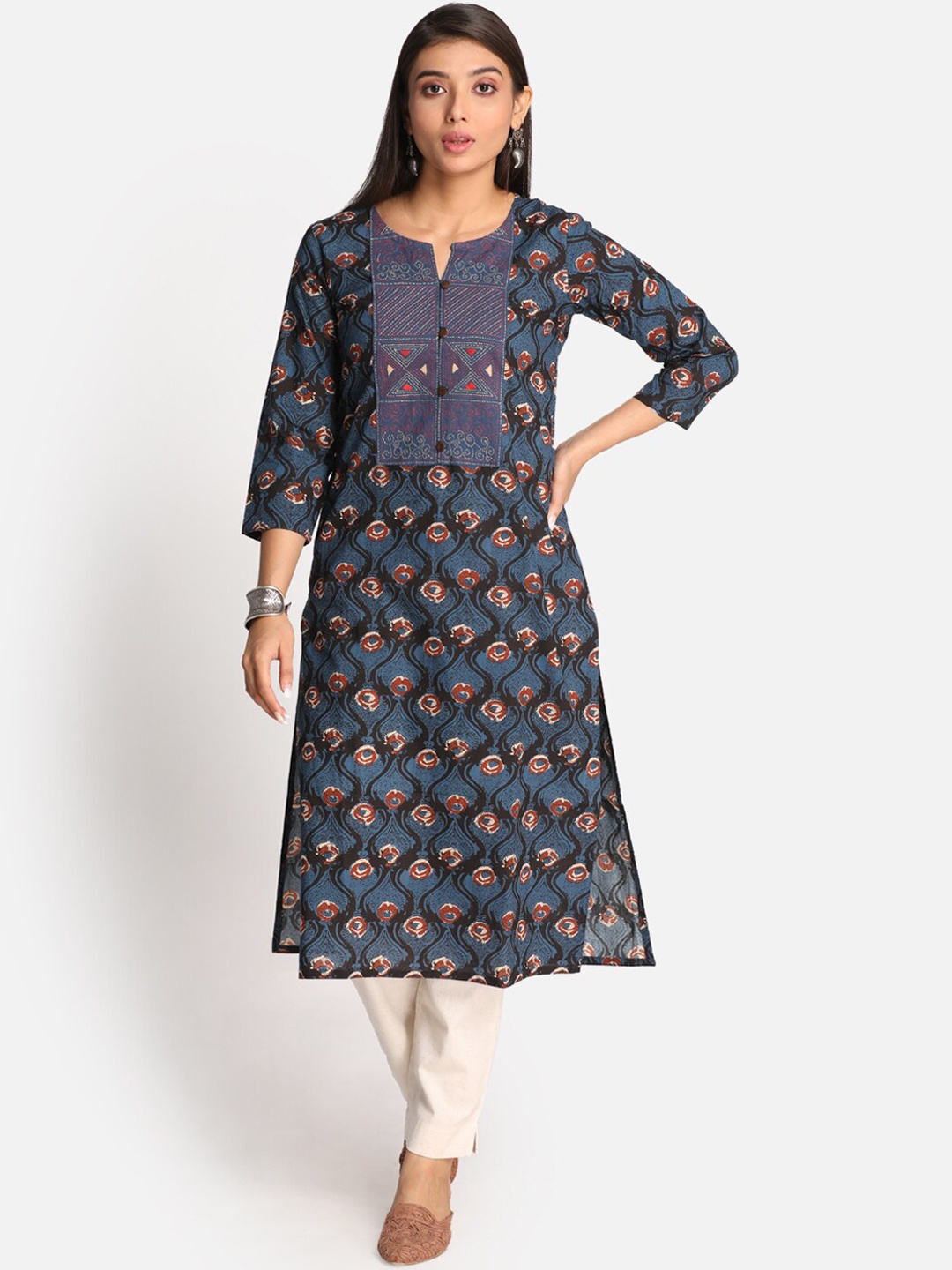 

Earthwear Women Navy Blue Ethnic Motifs Pure Cotton Printed Thread Work Kurta