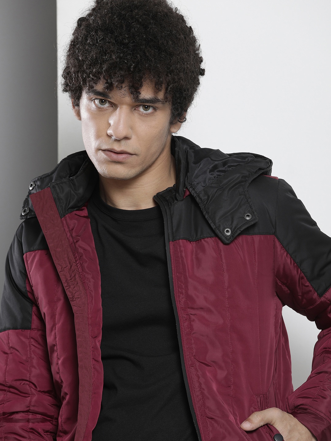 

The Indian Garage Co Men Pink Black Colourblocked Padded Jacket