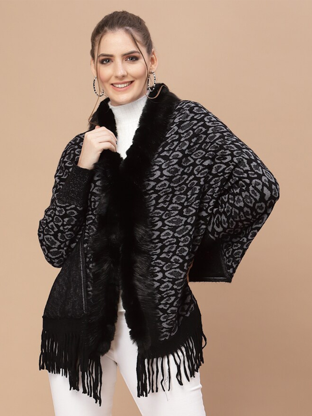 

Mafadeny Women Black Animal Poncho