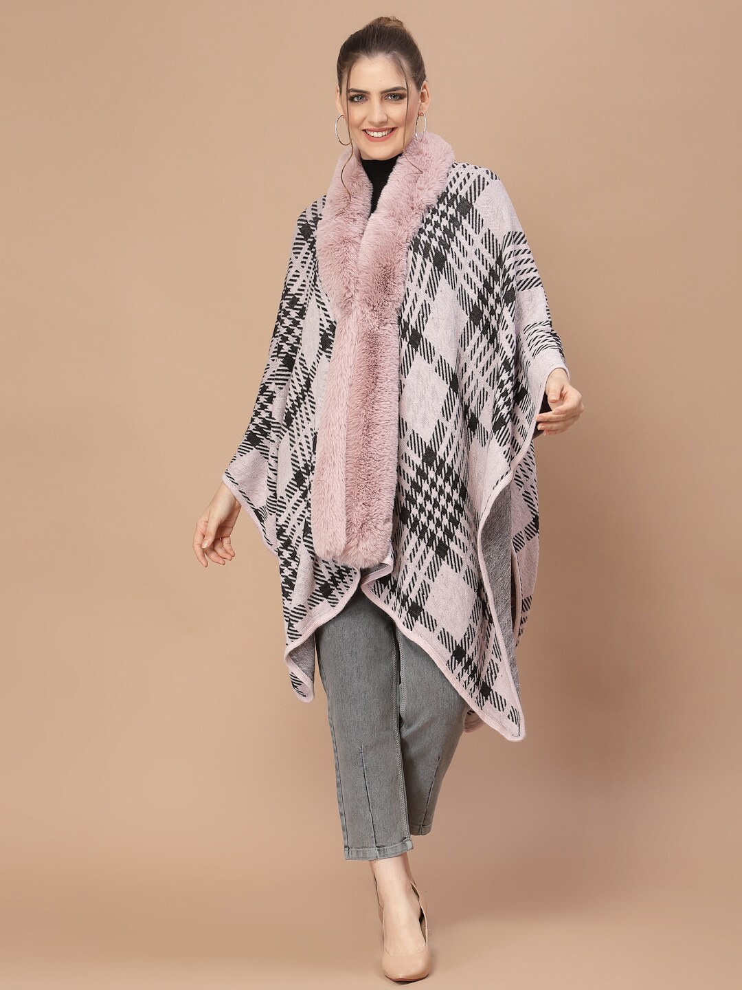

Mafadeny Women Peach-Coloured & Black Longline Poncho