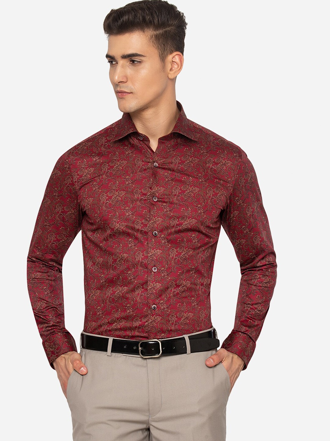 

WYRE Men Maroon Slim Fit Floral Printed Formal Shirt