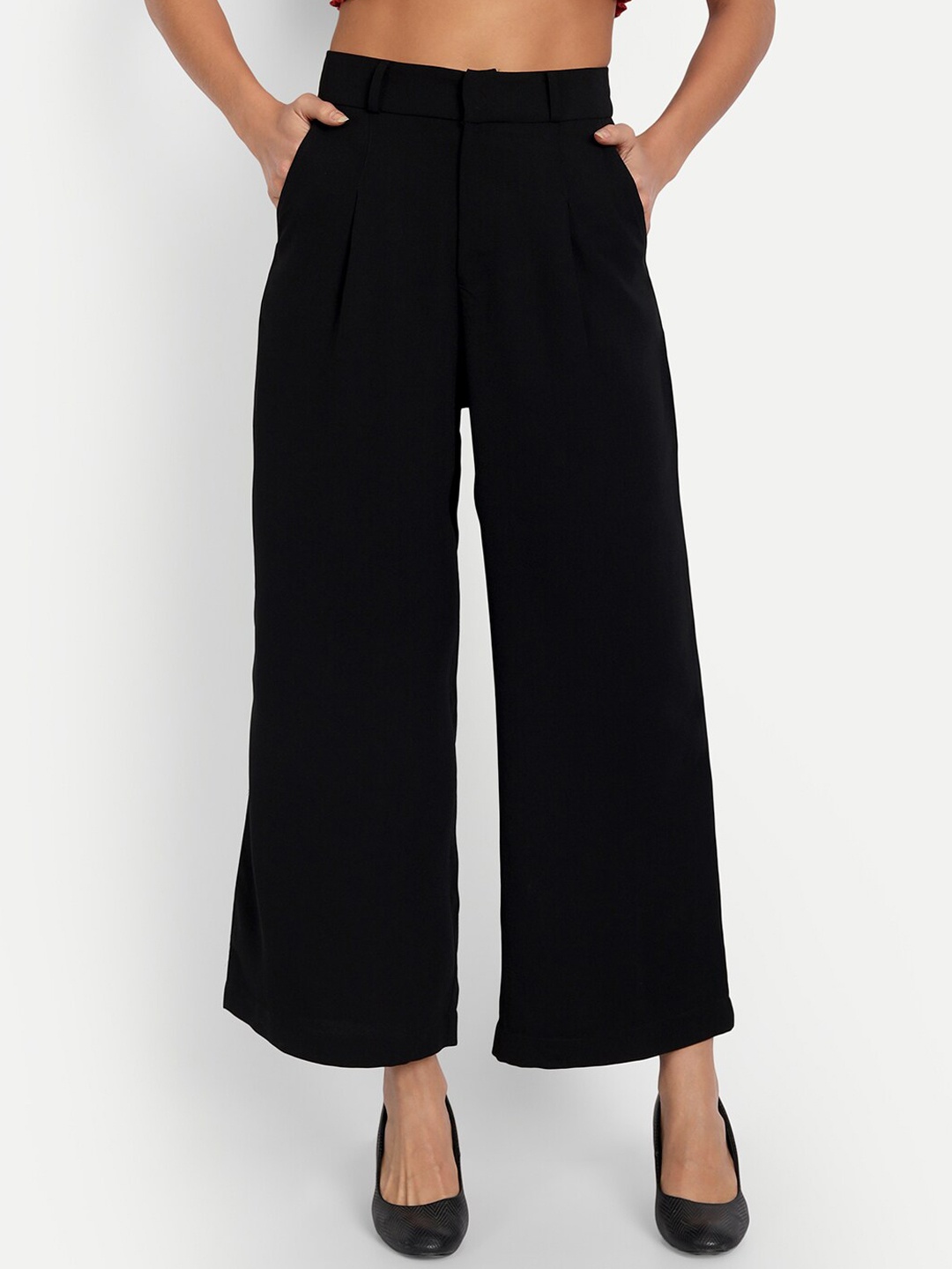 

ESSQUE Women Black Flared Pleated Trousers