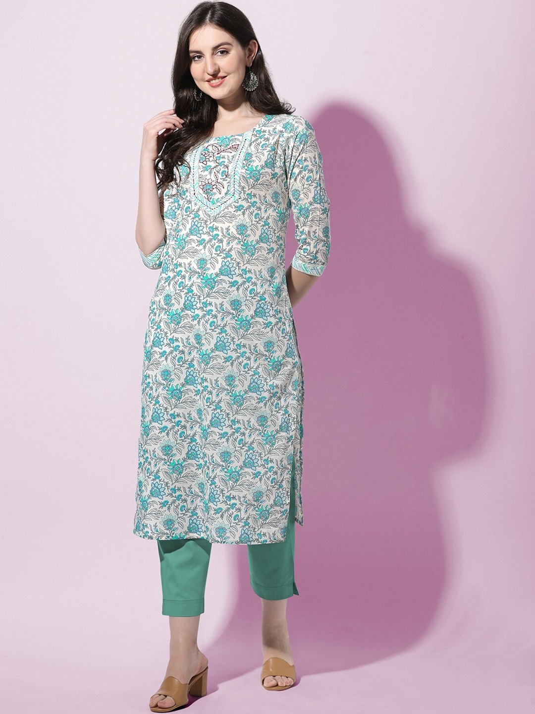 

MIRCHI FASHION Women Off White & Green Floral Printed Pure Cotton Kurta