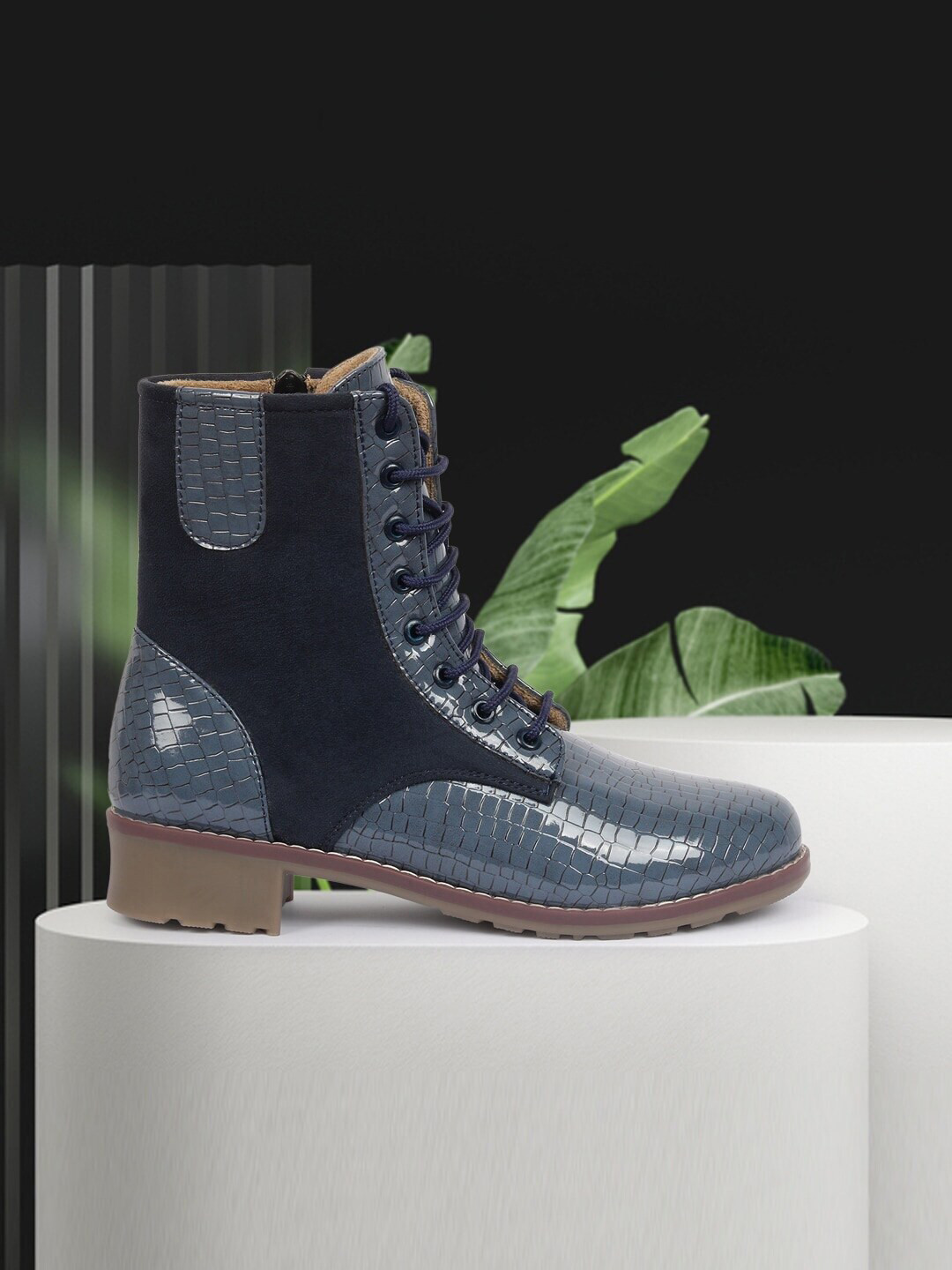 

Alishtezia Women Blue Self-Design Flat Boots