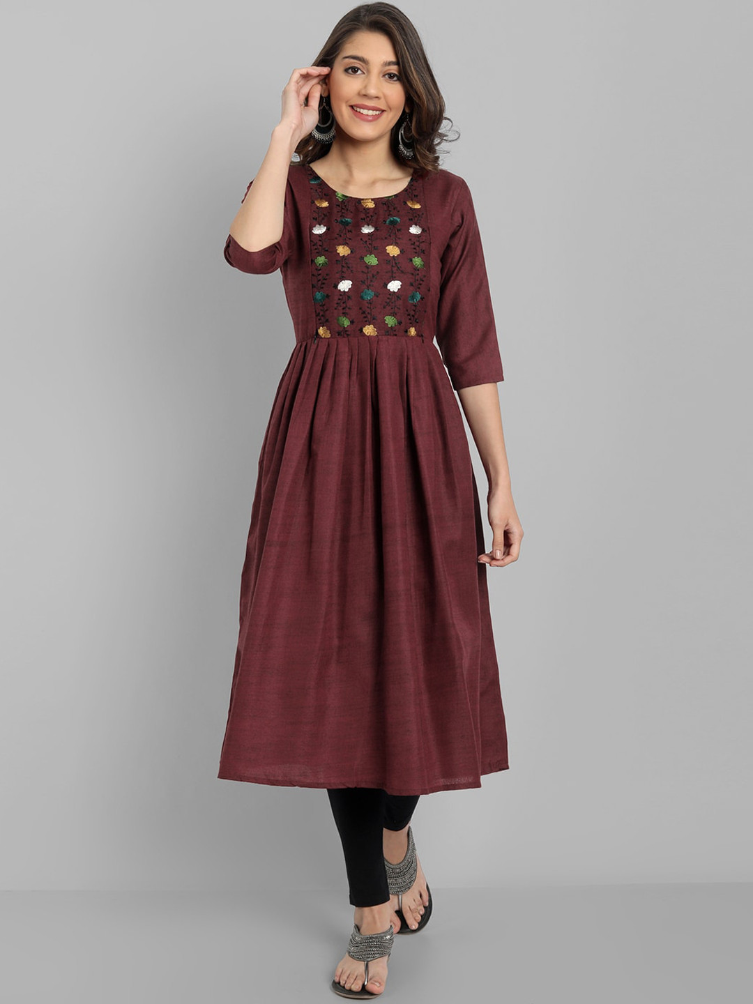 

HETSA Women Maroon & White Yoke Design Maternity Anarkali Kurta