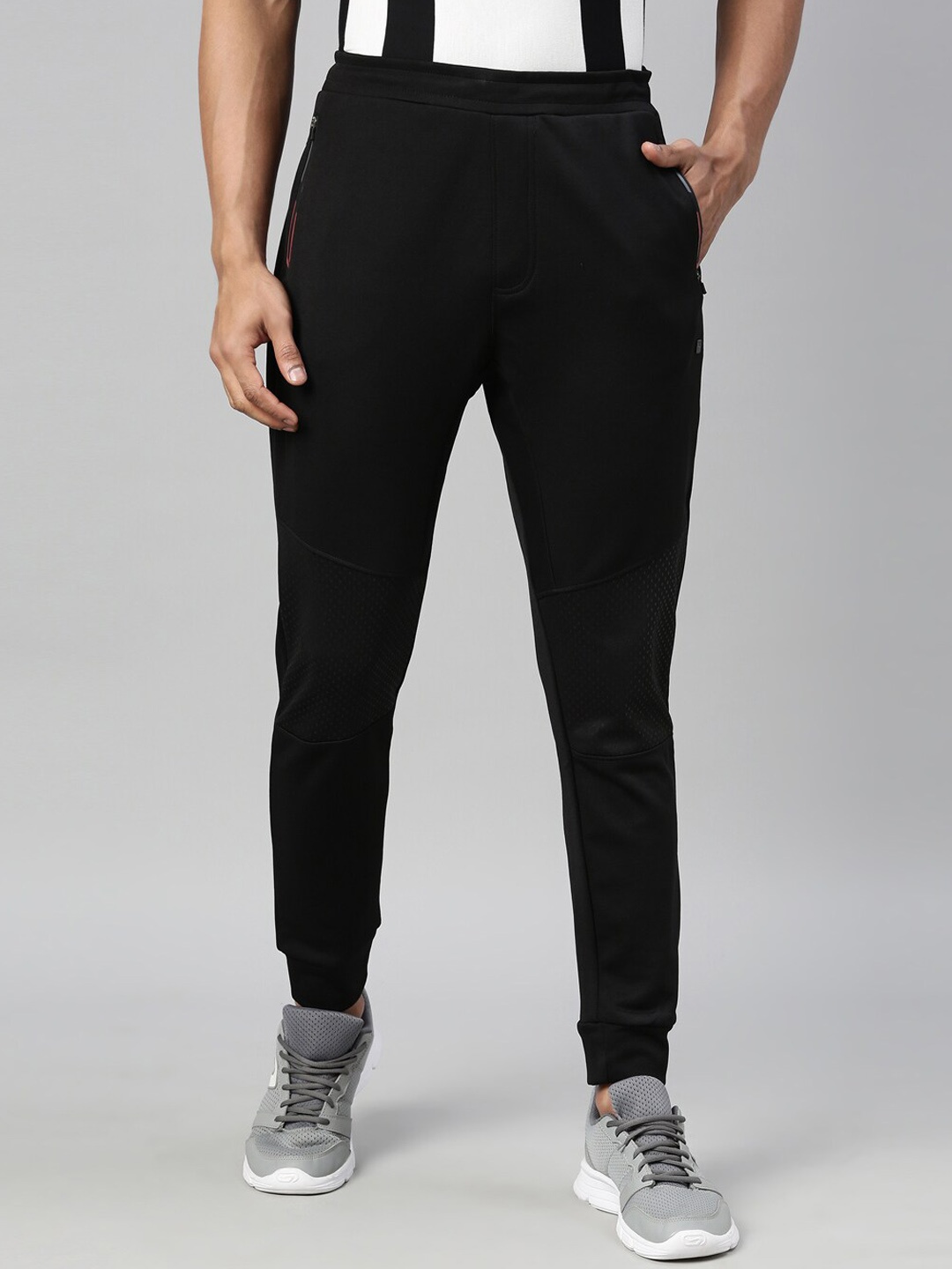 

Proline Active Men Black Solid Cotton Track Pants