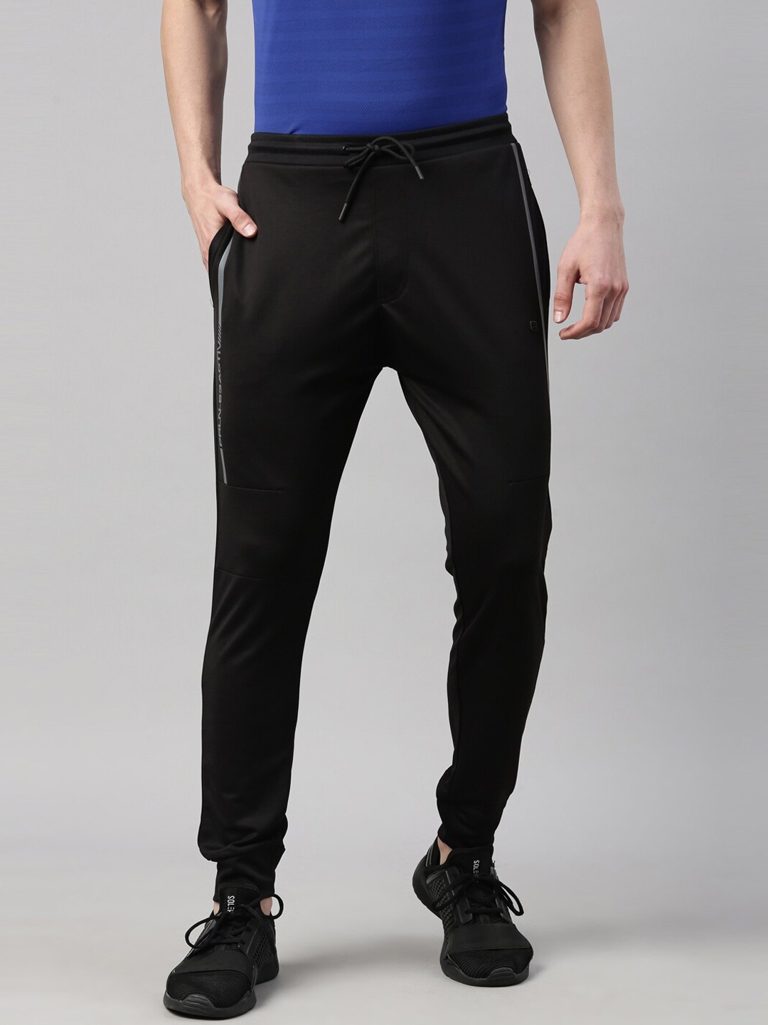 

Proline Active Men Black Solid Cotton Joggers