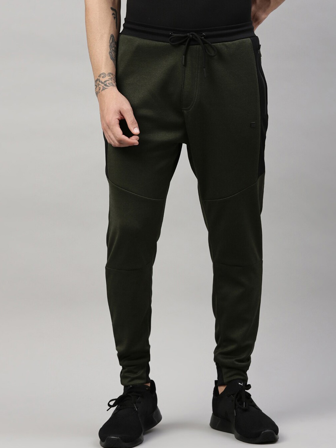 

Proline Active Men Olive Solid Cotton Regular Joggers