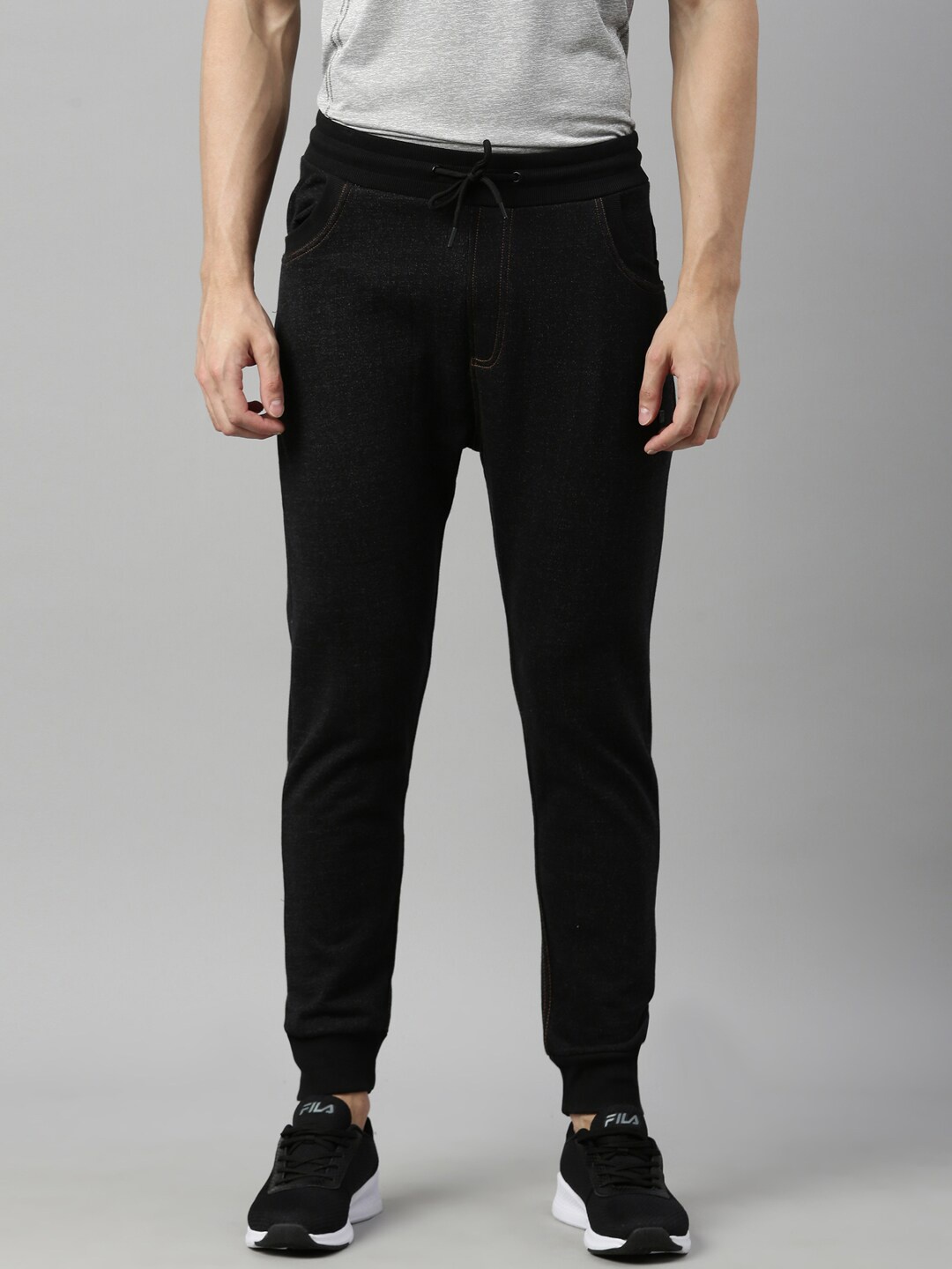 

Proline Active Men Black Solid Cotton Joggers