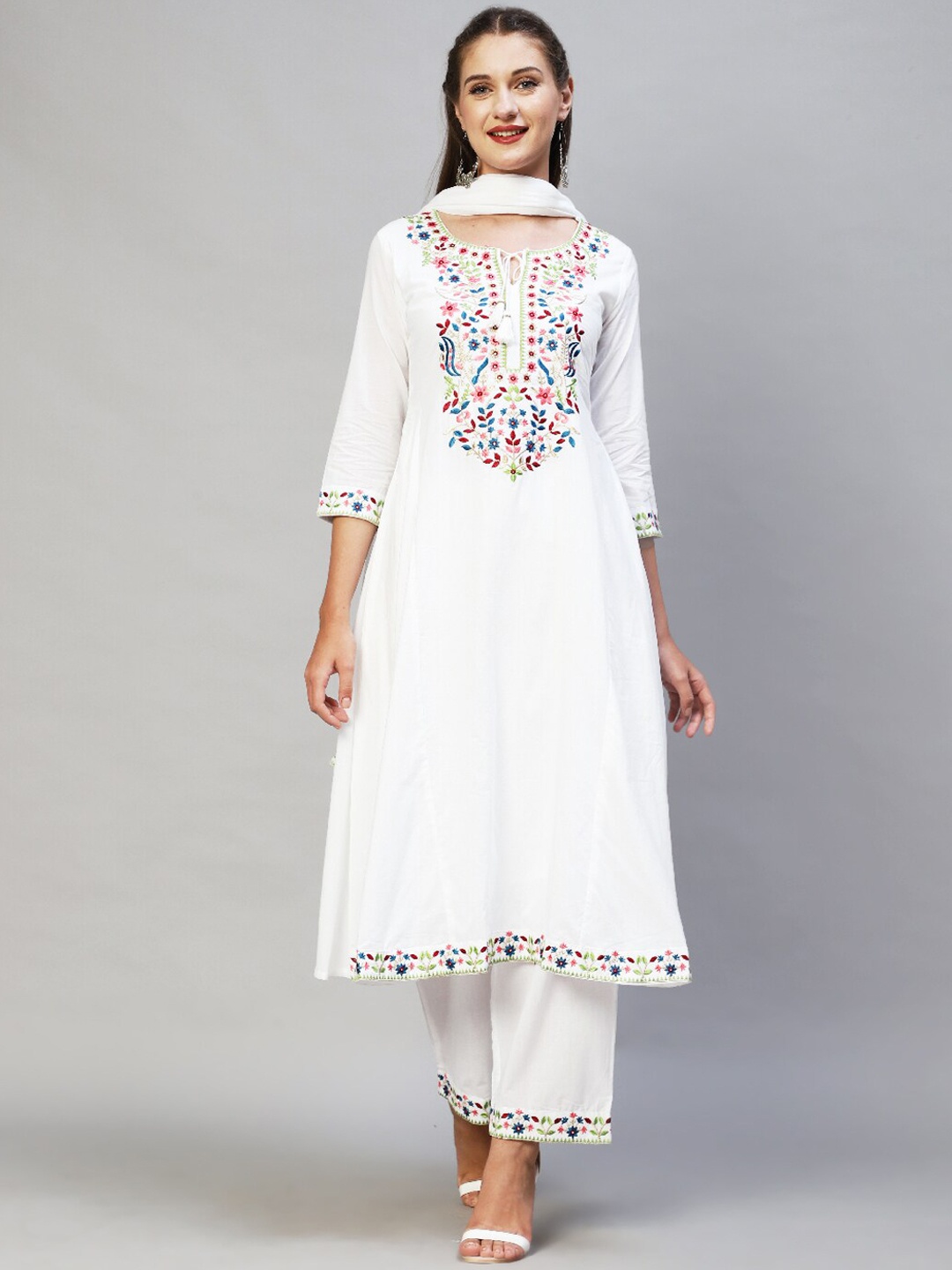 

FASHOR Women White Floral Yoke Design Empire Pure Cotton Kurti with Pyjamas & With Dupatta