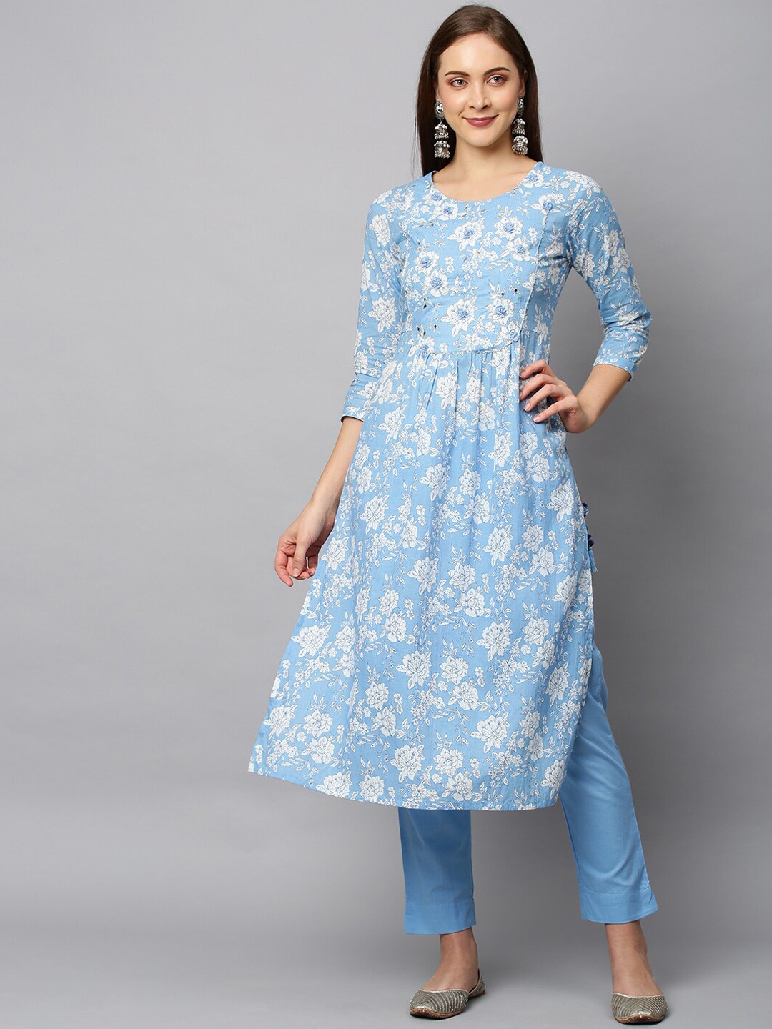 

FASHOR Women Blue Floral Printed Pure Cotton Kurta with Trouser