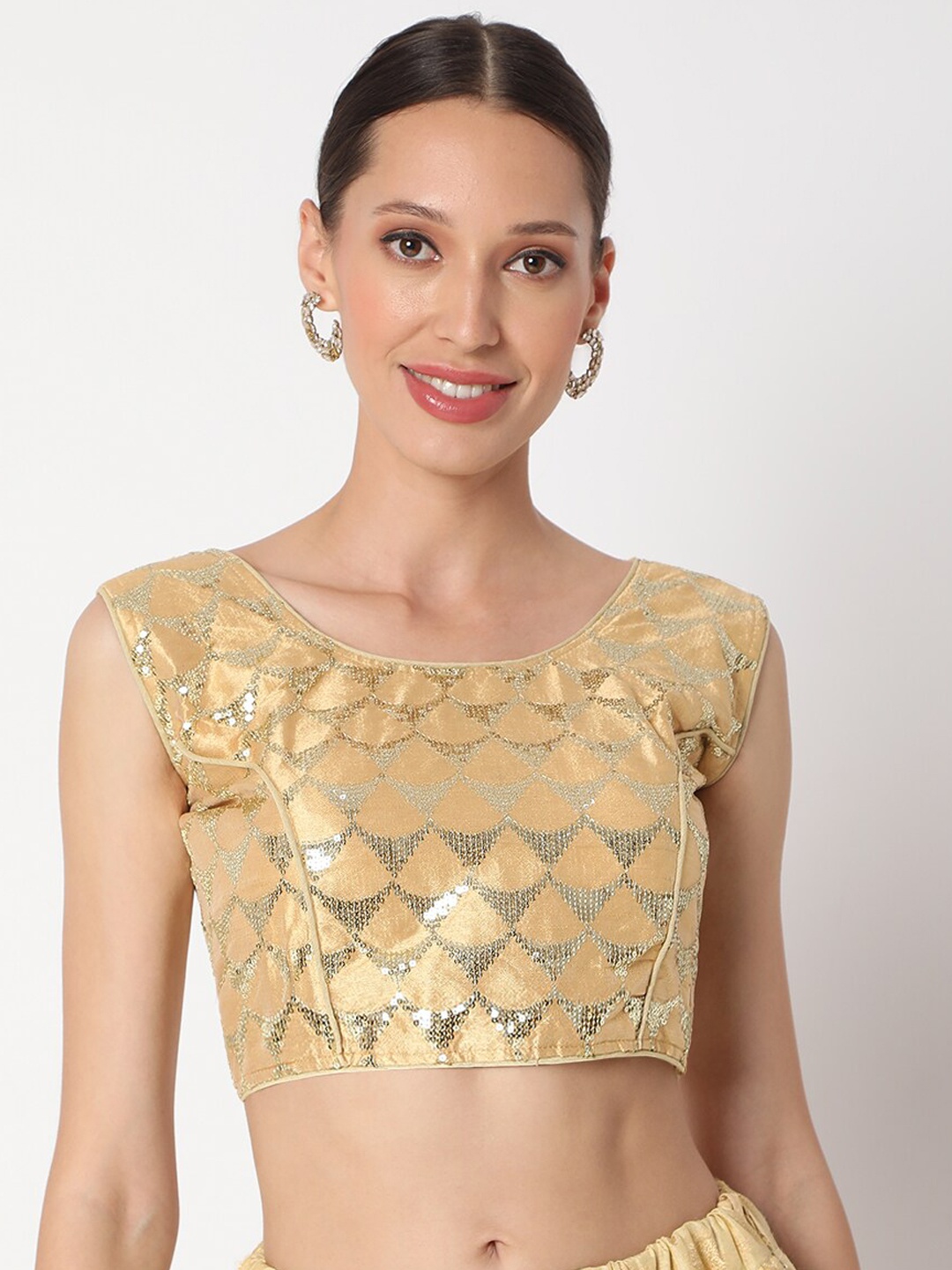

SALWAR STUDIO Women Gold Embroidered Padded Sleeveless Saree Blouse