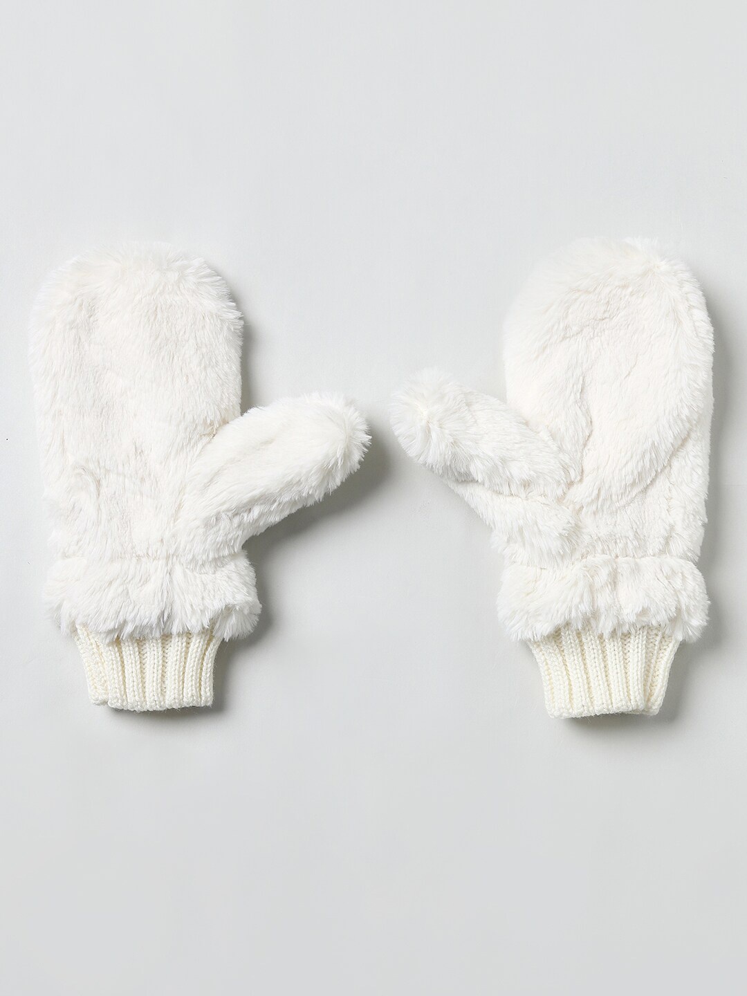 

ONLY Women White Self Design Fur Mittens