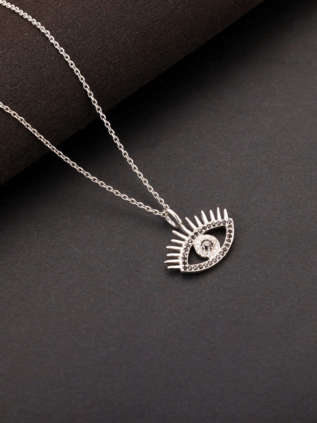 

GIVA Rhodium-Plated 925 Sterling Silver Stone Studded Eyelashes Pendant With Chain