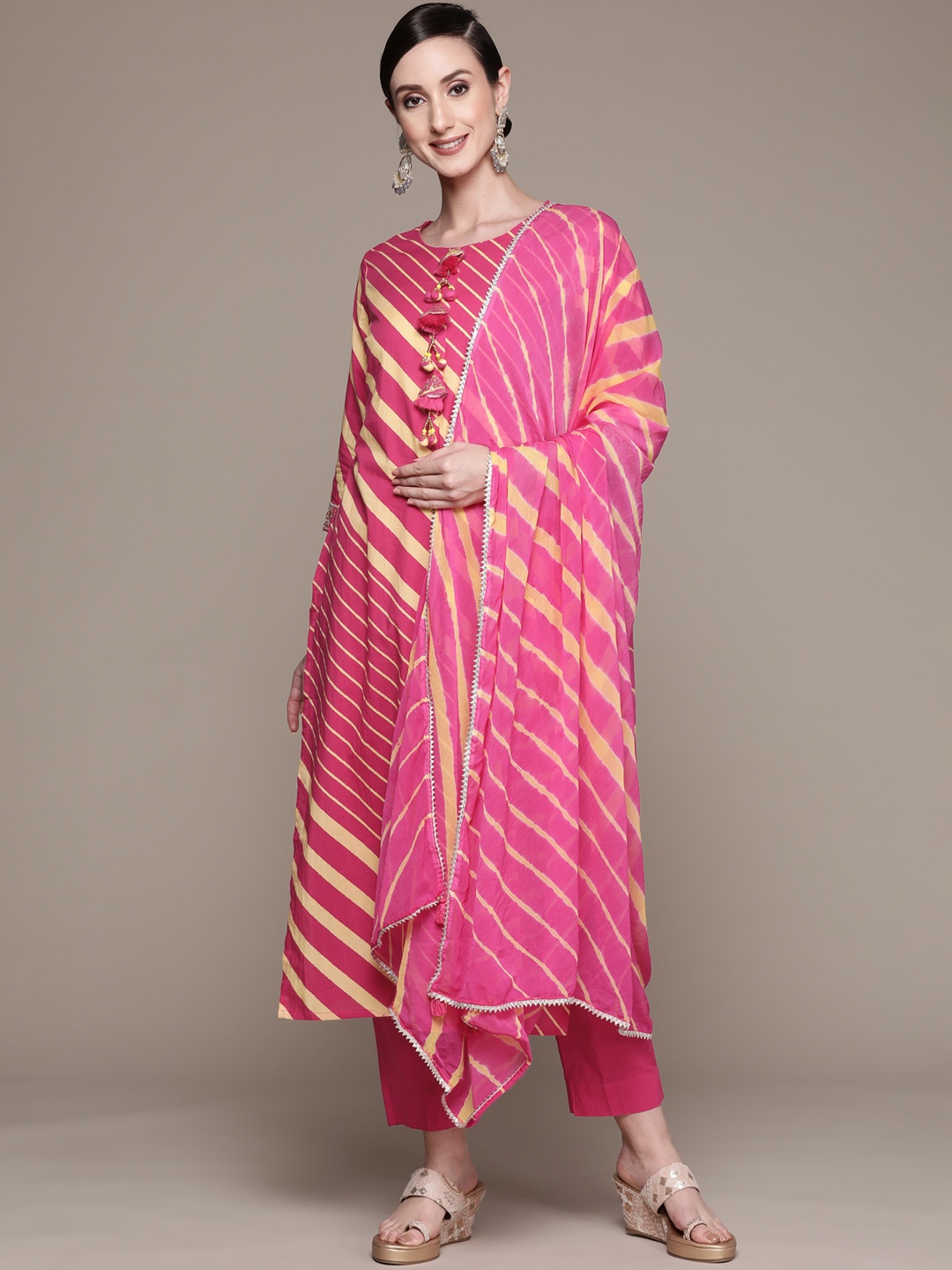 

Ishin Women Pink Leheriya Printed Gotta Patti Kurta with Trousers & With Dupatta