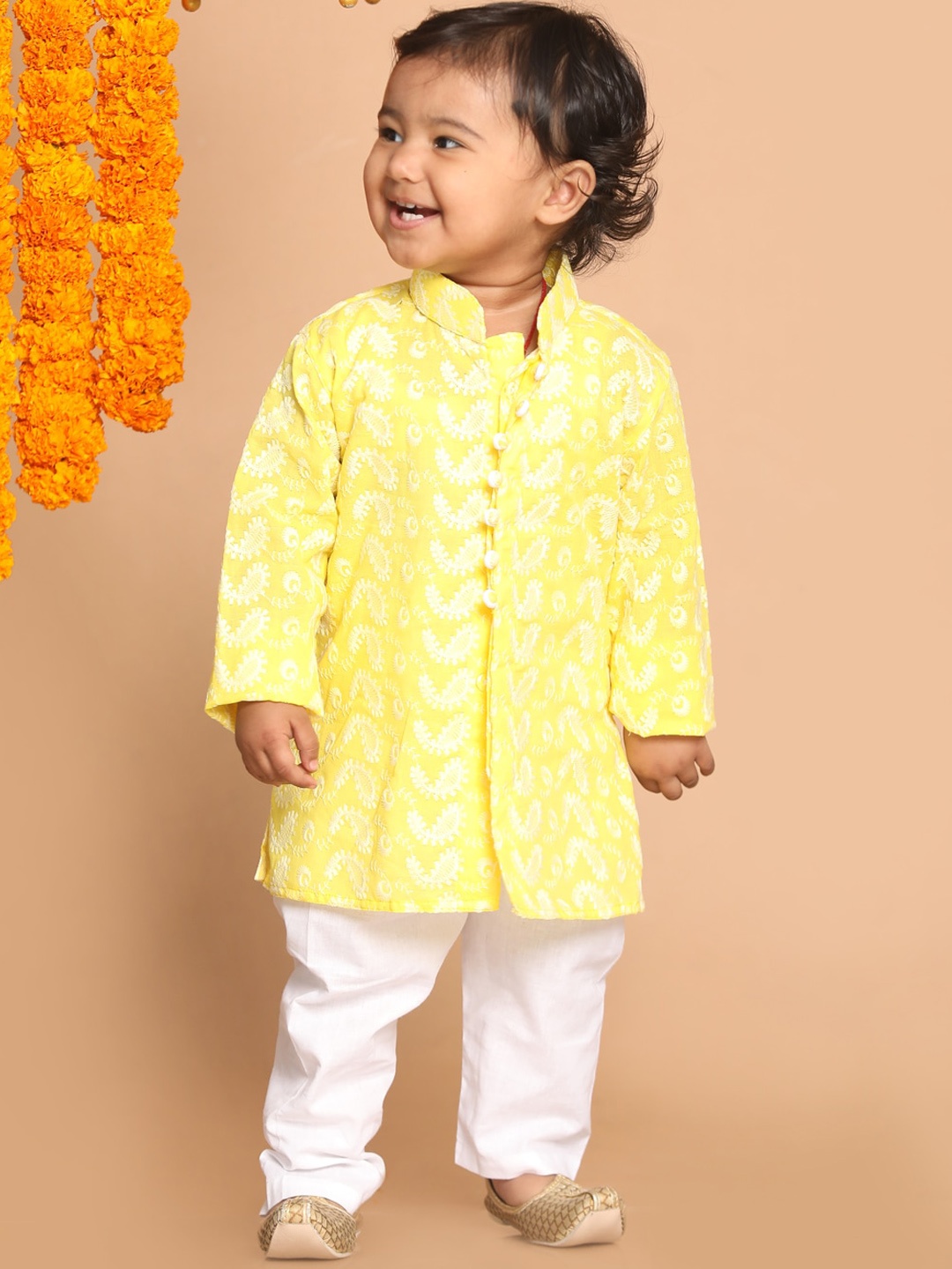 

VASTRAMAY Boys Mustard Yellow Paisley Embroidered Chikankari Pure Cotton Kurta