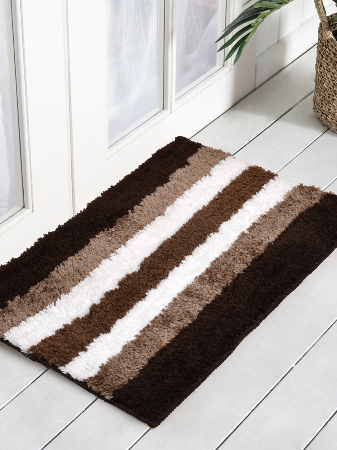 

Clasiko Brown & White Striped Anti Slip Doormats