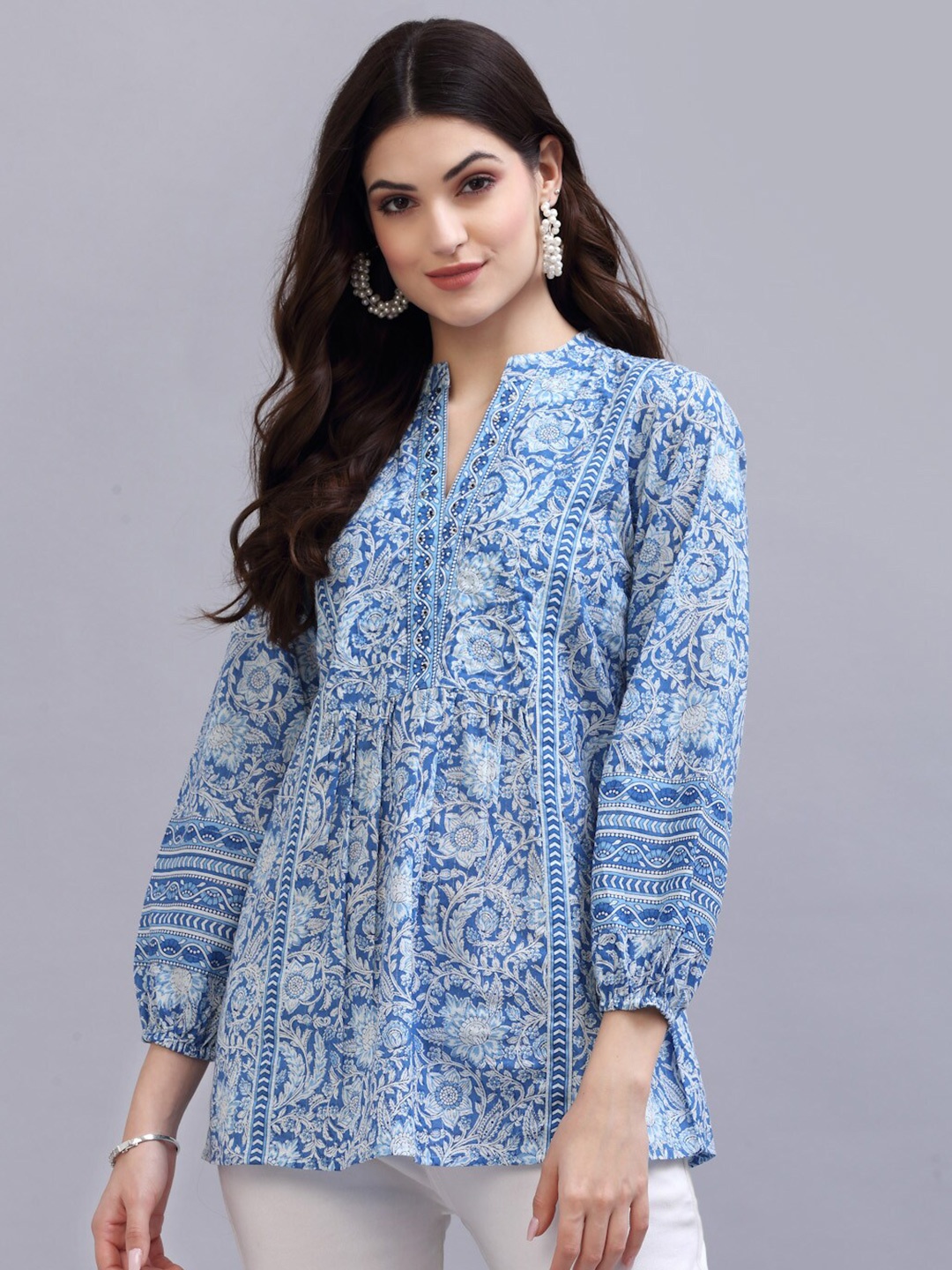 

QOMN Blue Print Mandarin Collar Empire Pure Cotton Longline Top